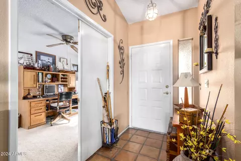 1720 E Vineyard Rd, Phoenix, AZ 85042 photo 4