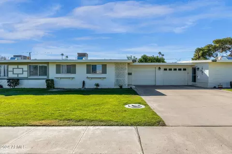 10859 W Abbott Ave, Sun City, AZ 85351