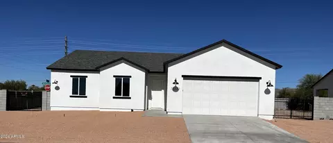 Exterior - 10536 E Baltimore St, Apache Junction, AZ 85120 photo 1 of 4