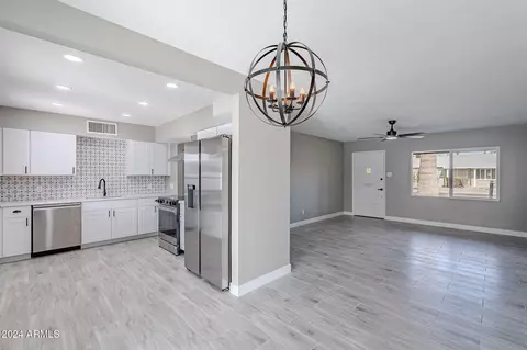 3427 E Roma Ave, Phoenix, AZ 85018 photo 6