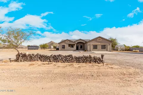 8155 N Pueblo Cir, Casa Grande, AZ 85194