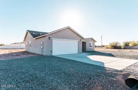 3965 N Montgomery Cir, Eloy, AZ 85131