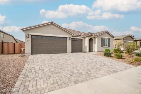 810 S 111th Ave, Avondale, AZ 85323