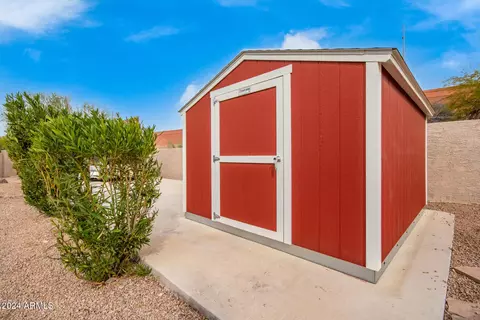 3243 N Saffron --, Mesa, AZ 85215