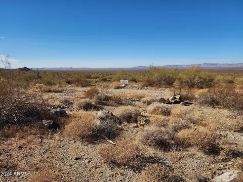 66000 Powerline Rd #-, Wenden, AZ 85357