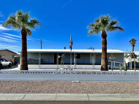 394 N Pinyon Dr, Apache Junction, AZ 85120 photo 3