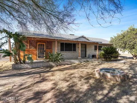 47 N Stansberry Ave, Superior, AZ 85173