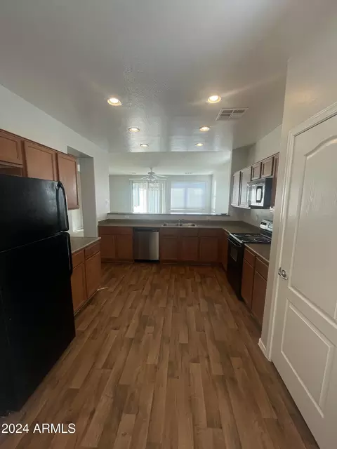 5313 S 33rd Dr, Phoenix, AZ 85041 photo 7