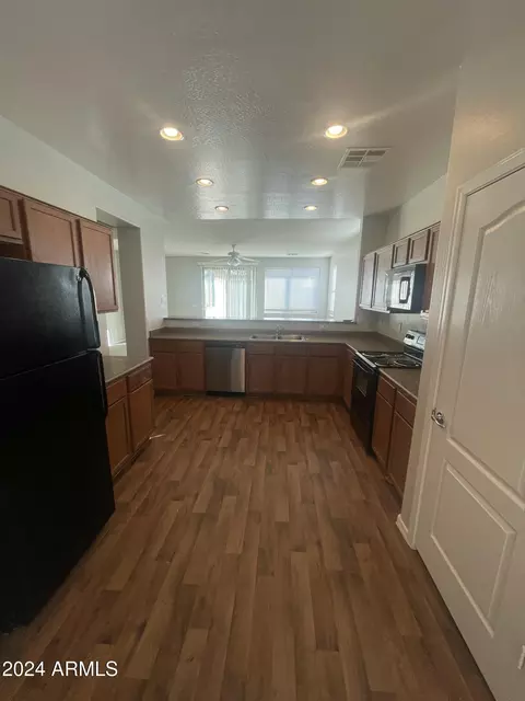 5313 S 33rd Dr, Phoenix, AZ 85041 photo 11
