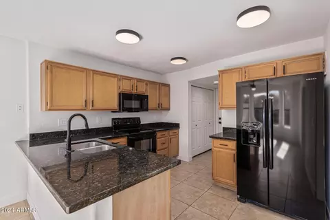 753 E Rosemonte Dr, Phoenix, AZ 85024 photo 12