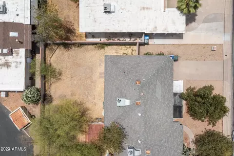 3915 Earll Dr, Phoenix, AZ 85018 photo 2