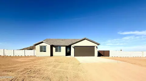 8584 W Ginger Trl, Casa Grande, AZ 85194