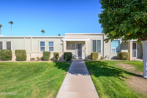 10076 W Lancaster Dr, Sun City, AZ 85351