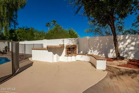 1845 S Morrison Ln, Gilbert, AZ 85295 photo 2