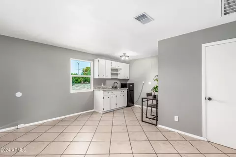 1945 E Clarendon Ave, Phoenix, AZ 85016 photo 28