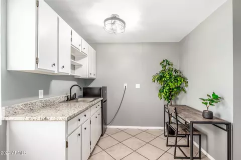 1945 E Clarendon Ave, Phoenix, AZ 85016 photo 32