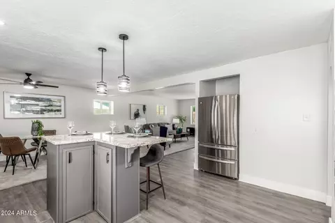 1945 E Clarendon Ave, Phoenix, AZ 85016 photo 9