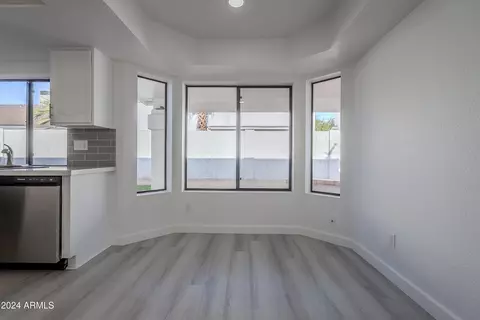 3310 E Longhorn Dr, Phoenix, AZ 85050 photo 14