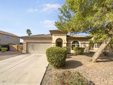31702 N Royal Oak Way, San Tan Valley, AZ 85143
