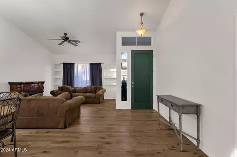 1015 E Mountain Sage Dr, Phoenix, AZ 85048 photo 4