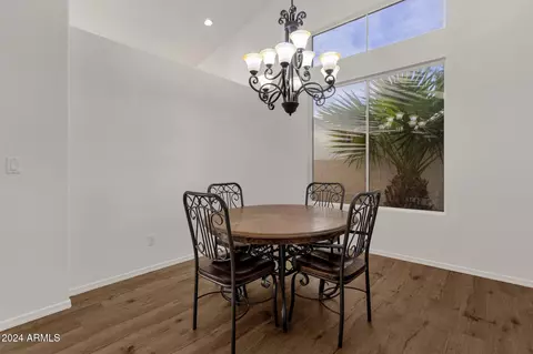1015 E Mountain Sage Dr, Phoenix, AZ 85048 photo 8