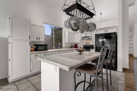 1015 E Mountain Sage Dr, Phoenix, AZ 85048 photo 15