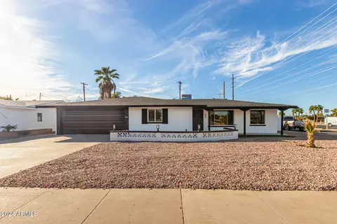 332 N 56th St, Mesa, AZ 85205