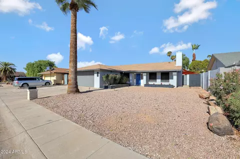 4832 W Caron St, Glendale, AZ 85302