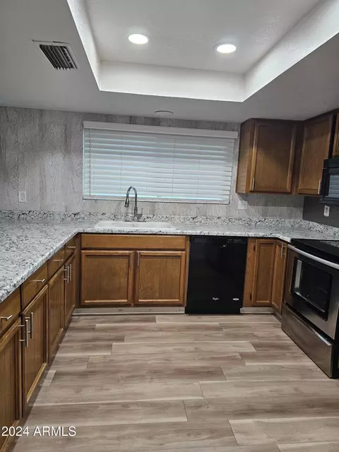 2210 E Granite Cir, Mesa, AZ 85204 photo 9
