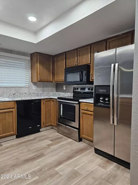 2210 E Granite Cir, Mesa, AZ 85204 photo 8