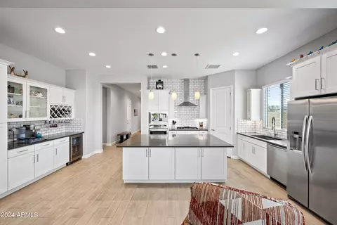 Kitchen - 2124 E Alameda Rd, Phoenix, AZ 85024 photo 2 of 9
