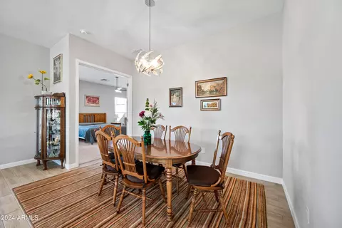 Dining - 2124 E Alameda Rd, Phoenix, AZ 85024 photo 1 of 2