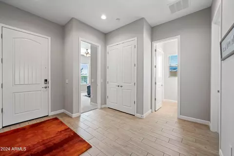 Entry Way - 2124 E Alameda Rd, Phoenix, AZ 85024 photo 3 of 3