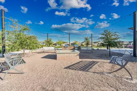 View/Area - 2124 E Alameda Rd, Phoenix, AZ 85024 photo 9 of 12