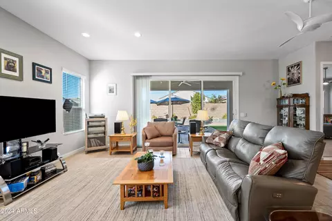 Living - 2124 E Alameda Rd, Phoenix, AZ 85024 photo 3 of 3