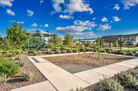 View/Area - 2124 E Alameda Rd, Phoenix, AZ 85024 photo 6 of 12