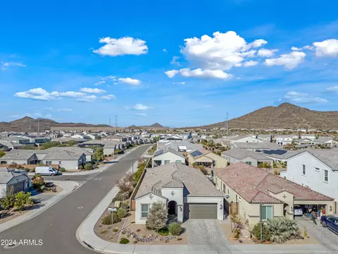 View/Area - 2124 E Alameda Rd, Phoenix, AZ 85024 photo 4 of 12
