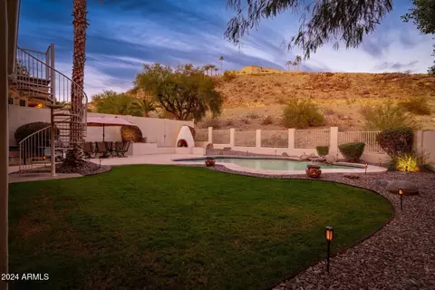 Exterior - 528 E Brookwood Ct, Phoenix, AZ 85048 photo 7 of 15