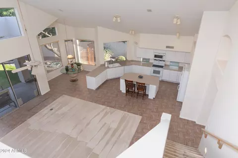Kitchen - 528 E Brookwood Ct, Phoenix, AZ 85048 photo 6 of 6