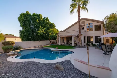 Exterior - 528 E Brookwood Ct, Phoenix, AZ 85048 photo 14 of 15