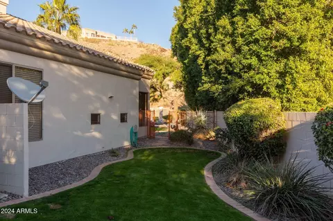 Exterior - 528 E Brookwood Ct, Phoenix, AZ 85048 photo 13 of 15
