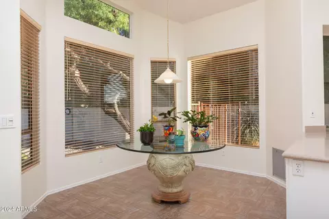 Dining - 528 E Brookwood Ct, Phoenix, AZ 85048 photo 1 of 1