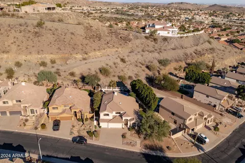 View/Area - 528 E Brookwood Ct, Phoenix, AZ 85048 photo 3 of 8
