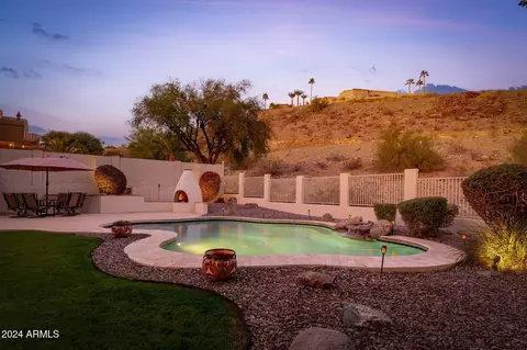 Exterior - 528 E Brookwood Ct, Phoenix, AZ 85048 photo 8 of 15