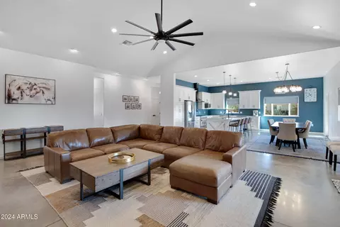 4231 E Palm Ln, Coolidge, AZ 85128 photo 7