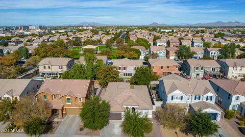 View/Area - 3494 E Gary Way, Gilbert, AZ 85234 photo 2 of 7
