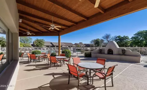 View/Area - 4202 E Broadway Rd #131, Mesa, AZ 85206 photo 7 of 9