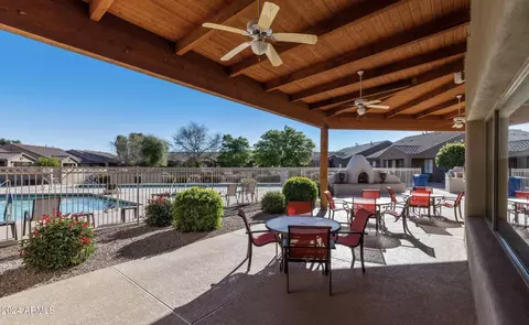 View/Area - 4202 E Broadway Rd #131, Mesa, AZ 85206 photo 6 of 9