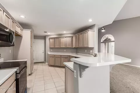 Kitchen - 4202 E Broadway Rd #131, Mesa, AZ 85206 photo 3 of 7