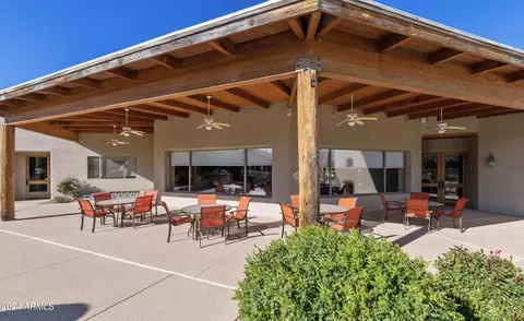 View/Area - 4202 E Broadway Rd #131, Mesa, AZ 85206 photo 8 of 9